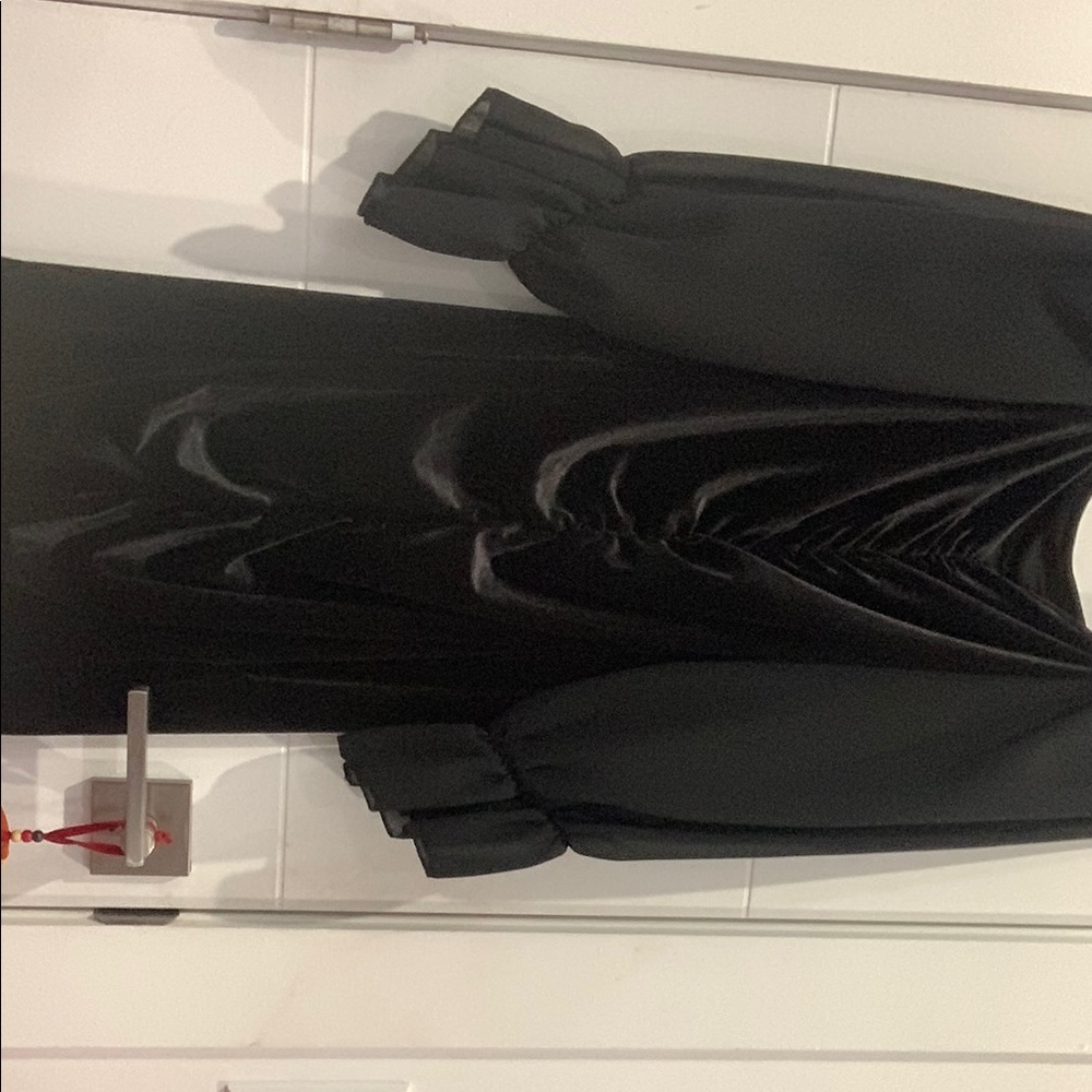 SHEIN Black V-neck Bishop Sleeve Cocktail Gown